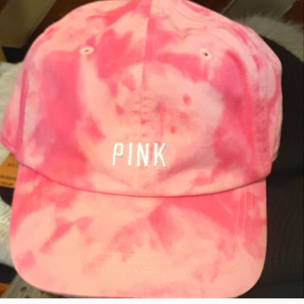 PINK VS hat set